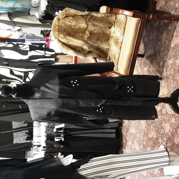 Long tunic with lace back - Picture 4 of 4